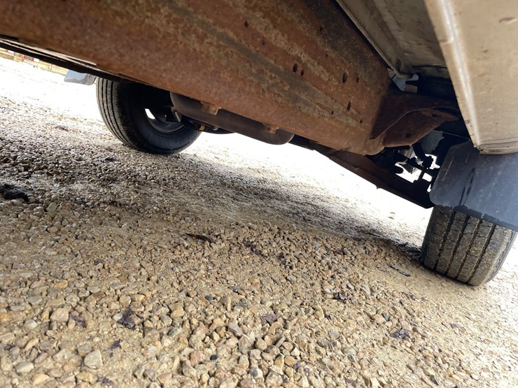 2000-chevrolet-silverado-3500-image-119