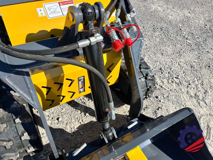 skid-steer-loader360-vorx-2026-nl360-unused-mini-skid-steer-image-13