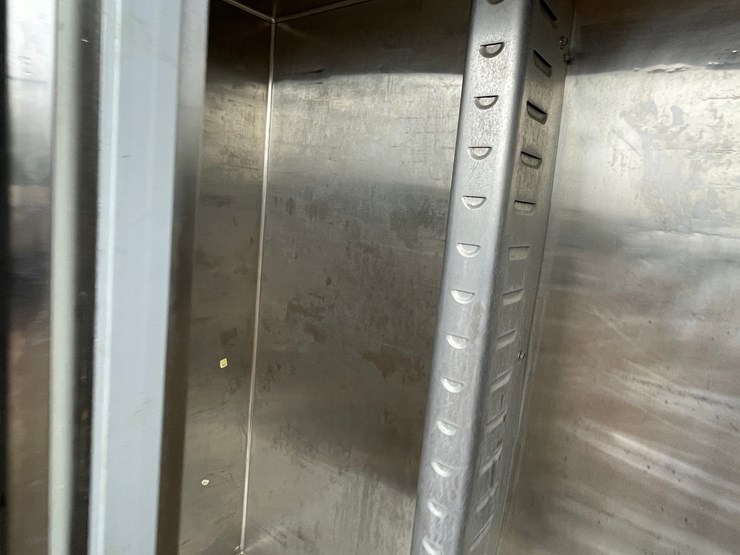 #4674-•-hobart-commercial-freezer-and-fridge-image-25
