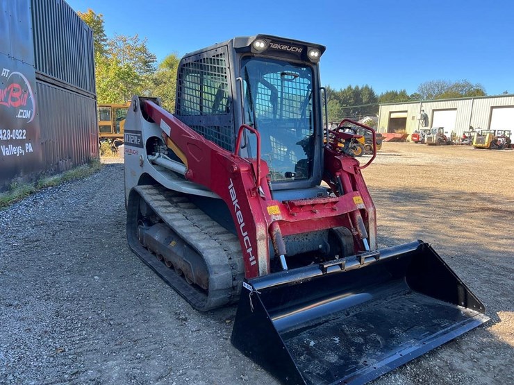 2022-takeuchi-tl12r2-image-10