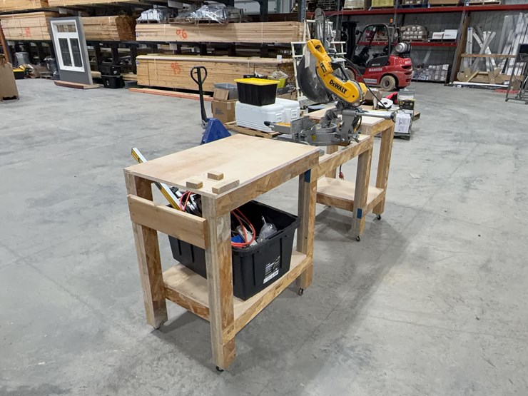 dewalt-miter-saw-with-table-image-2