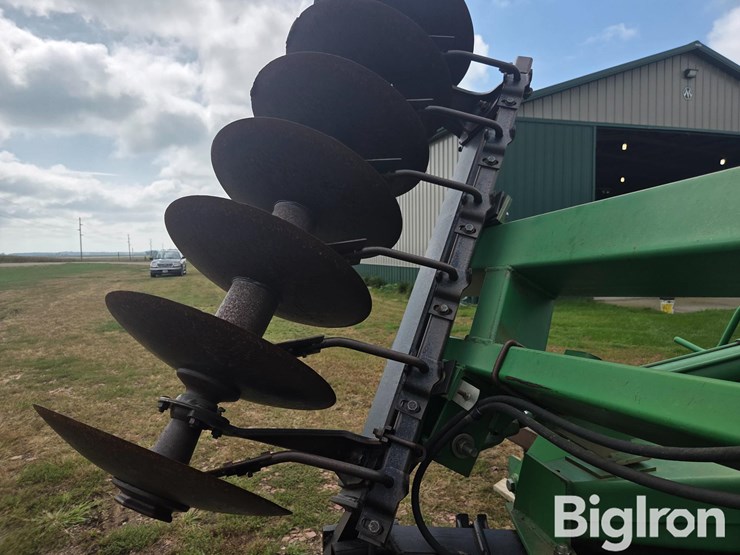 john-deere-630-image-18