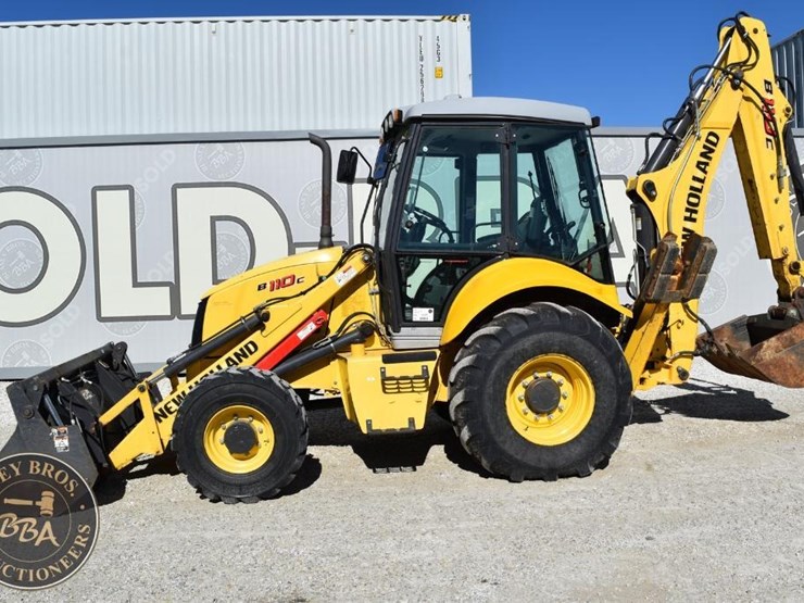 2013-new-holland-b110c-image-15