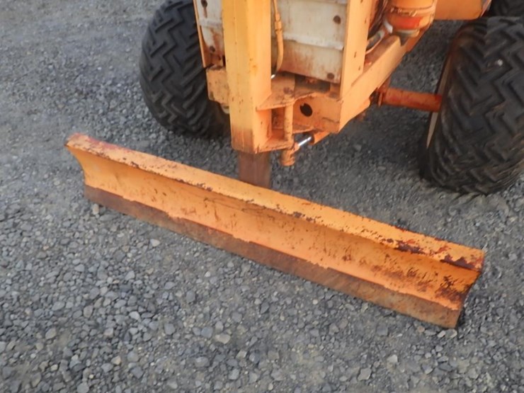 ditch-witch-r30-image-9