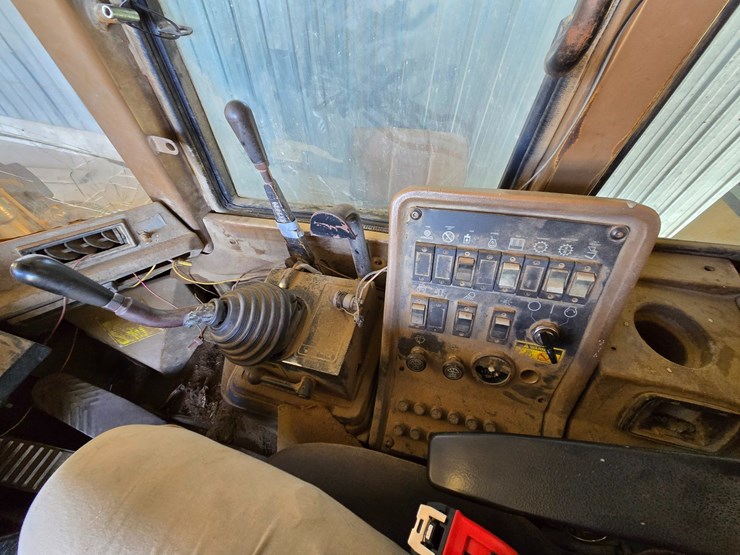 caterpillar-it18f-image-36