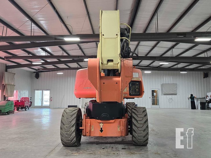 2016-jlg-1250ajp-image-8