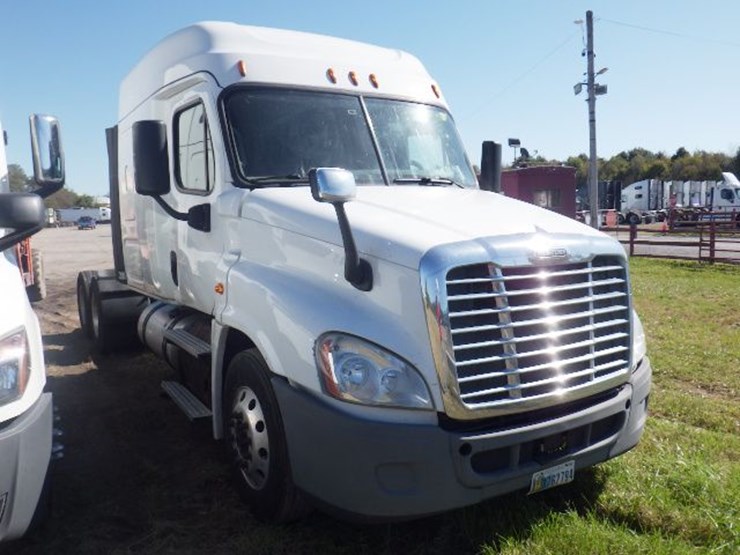 2020-freightliner-cascadia-125-image-4