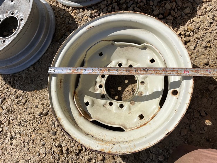 #3025-•-misc.-implement-rims-and-truck-spacer-rings-image-24