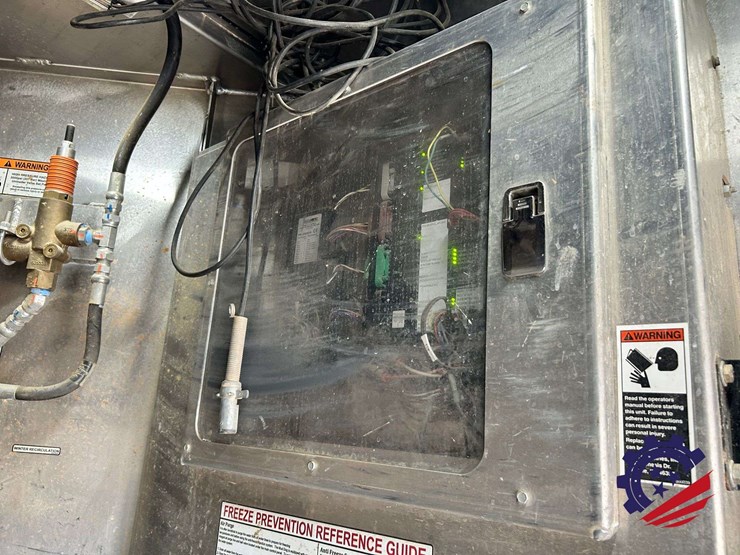2020-peterbilt-567-image-85