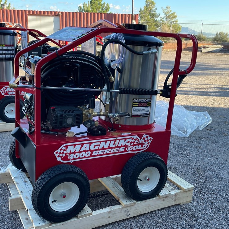 #4639 • Magnum 4000 Gold Power Washer