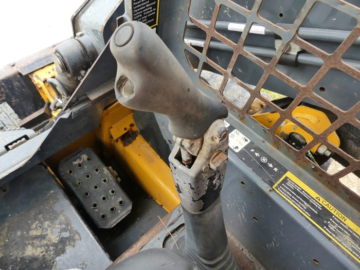 deere-314g-image-15