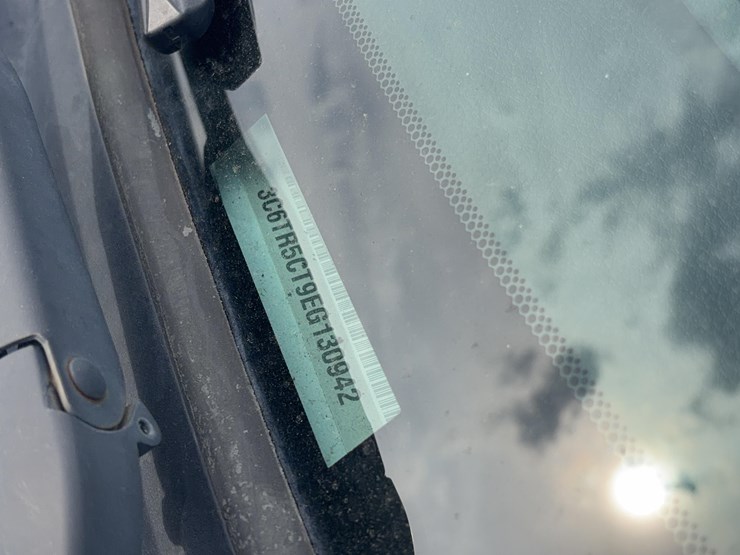 2014-dodge-1500-image-9