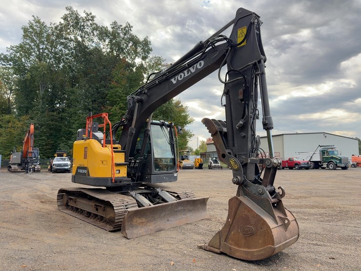 2019-volvo-ecr145el-image-7