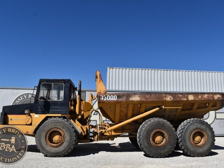 1994-caterpillar-d300d-image-5