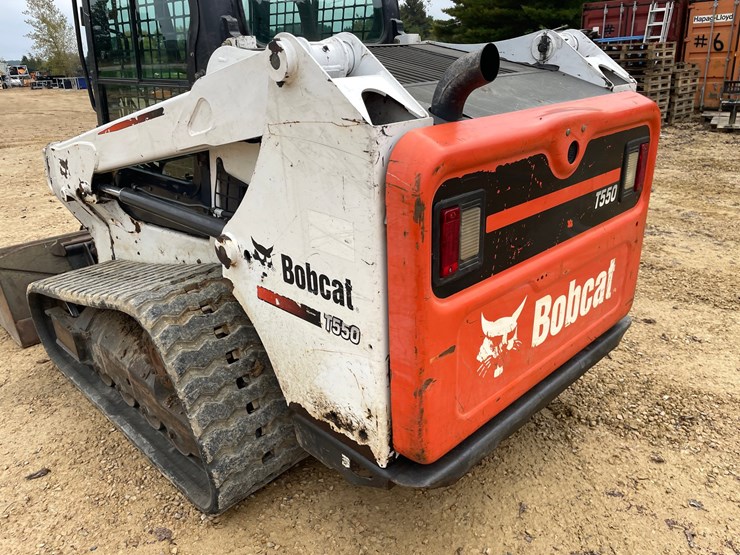 2015-bobcat-t550-image-15