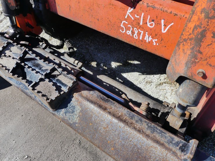 kubota-svl65-2-image-12