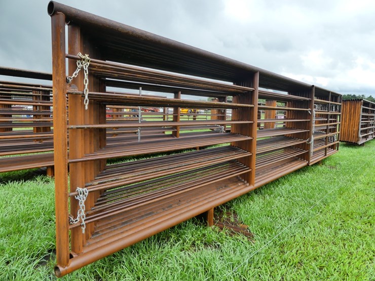 (10)-24'-free-standing-panels-image-2