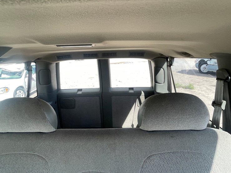 1999-chevrolet-astro-image-23