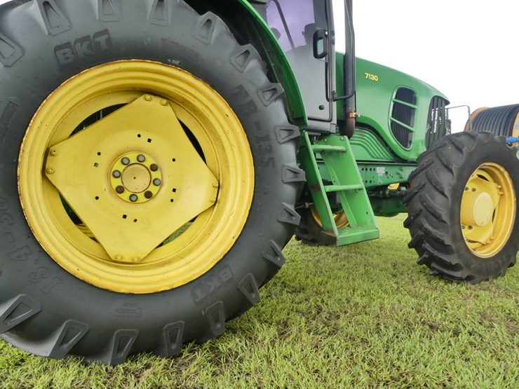 john-deere-7130-image-8