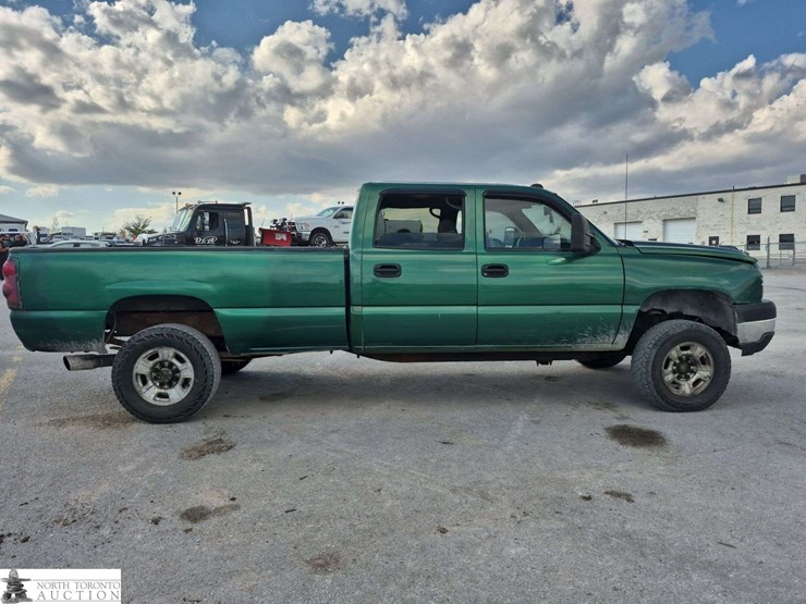 2005-chevrolet-silverado-2500hd-image-4