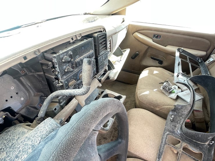 1999-chevrolet-silverado-2500-image-31