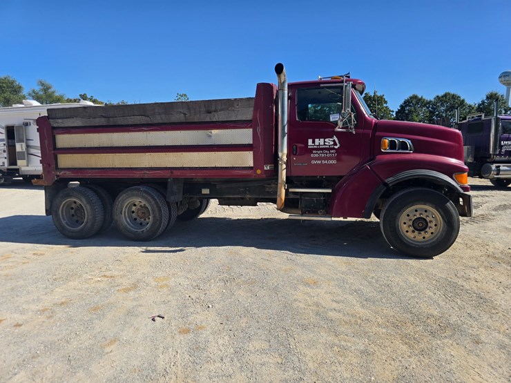 2001-sterling-l8500-image-15