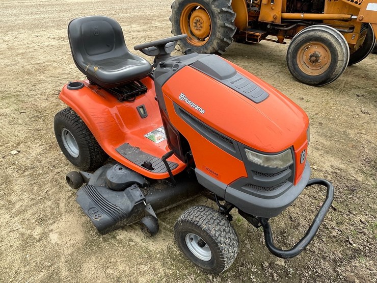 #3051-•-husqvarna-48"-riding-lawnmower-image-2