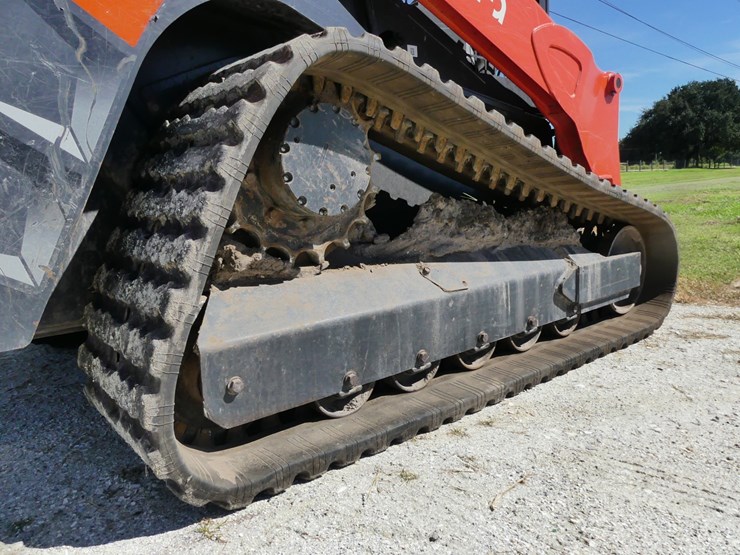 kubota-svl97-2-image-5