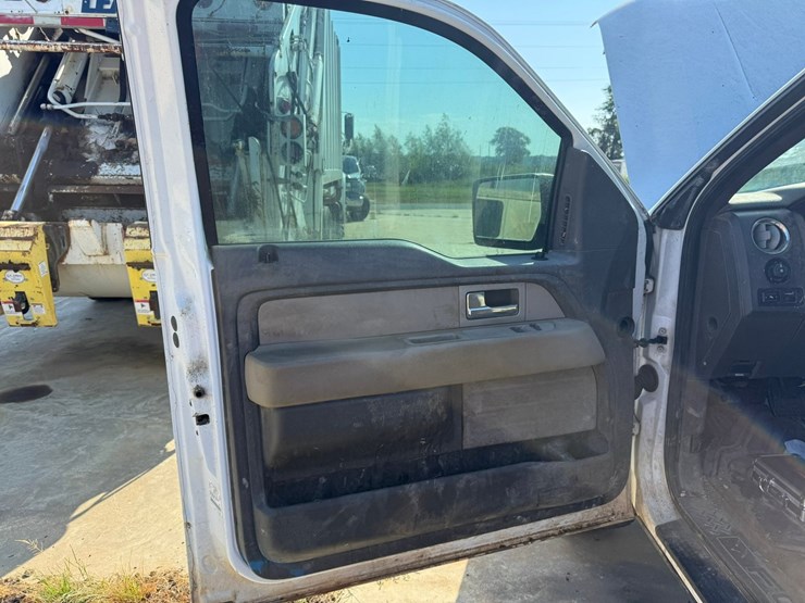 2010-ford-f150-image-43