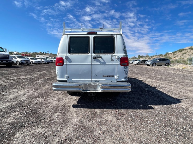 #2753-•-2000-dodge-ram-(title-in-delay)-image-7