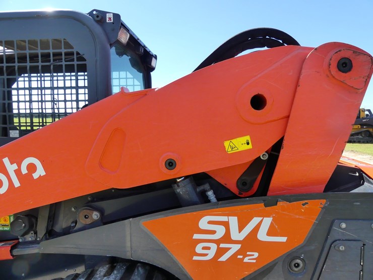kubota-svl97-2-image-7