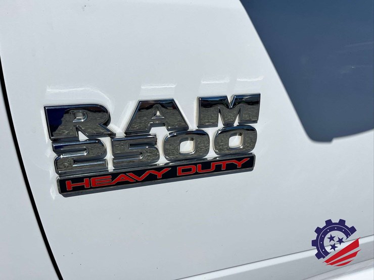 2015-ram-2500-hd-image-19