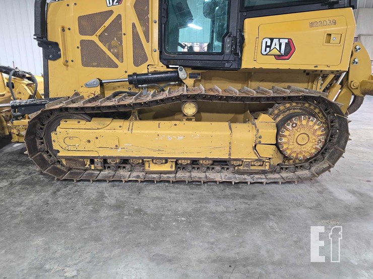 2021-caterpillar-d2-image-22