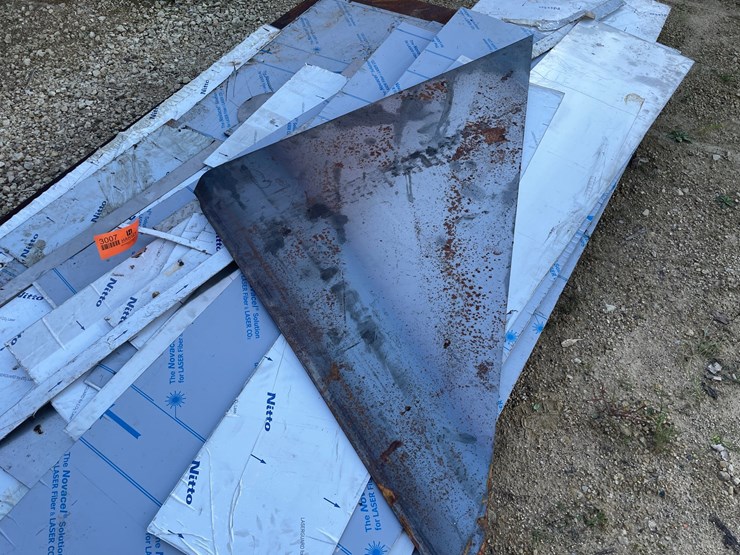 #3007-•-pallet-of-misc.-metal-pieces-image-6