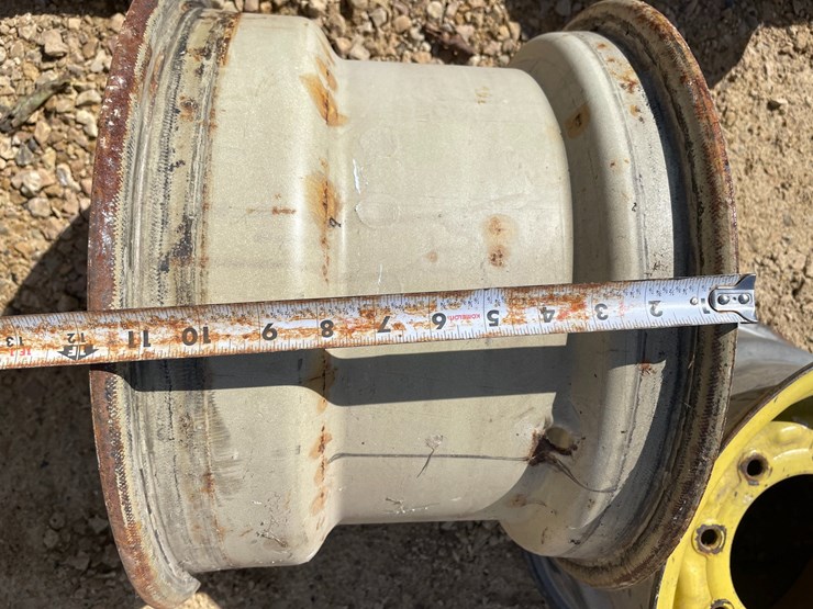 #3029-•-(2)-16"-implement-rims-image-7