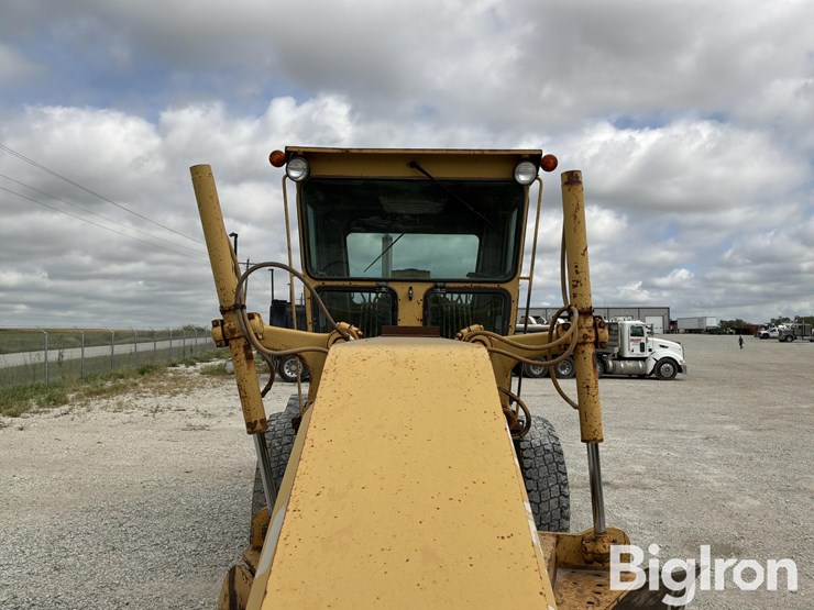 1988-caterpillar-12g-image-16