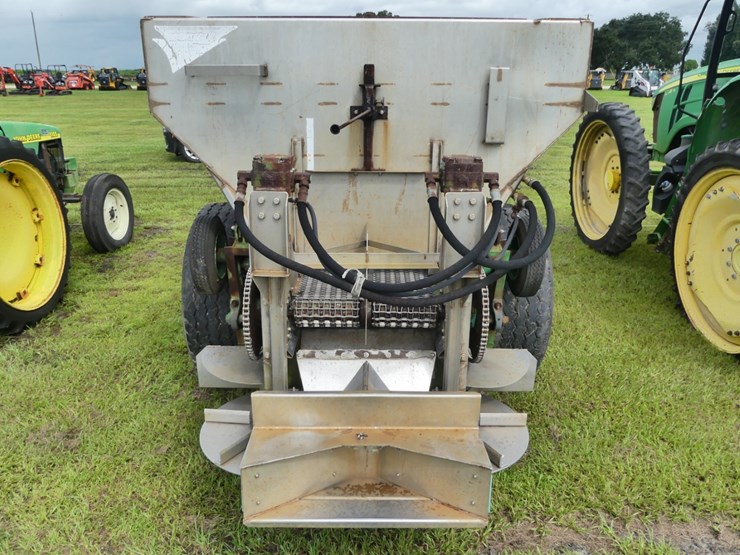 conibear-pt-3-ton-spreader-image-5