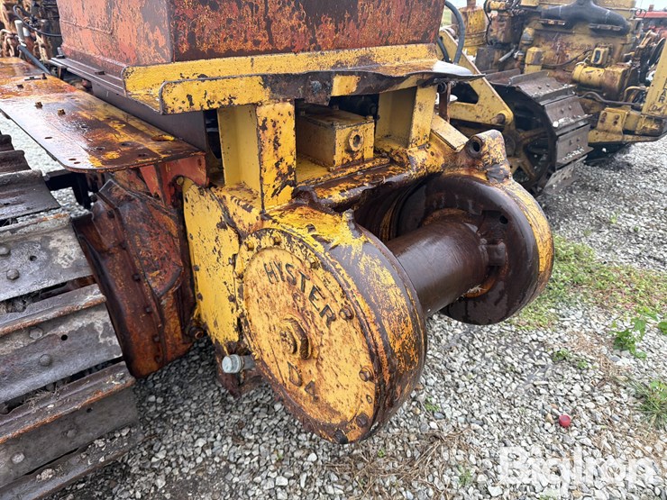 caterpillar-d4-image-15