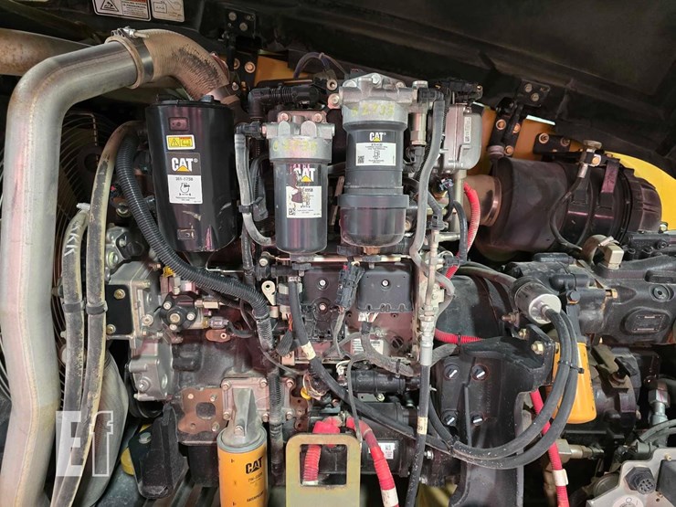 2018-caterpillar-tl1255d-image-21