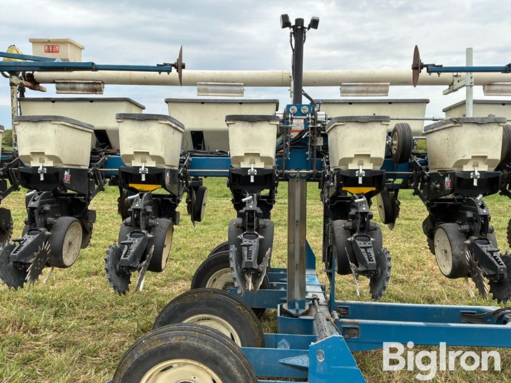 kinze-3500-image-11