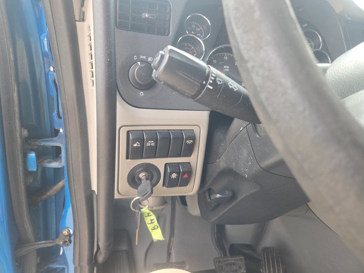 2020-peterbilt-579-image-56