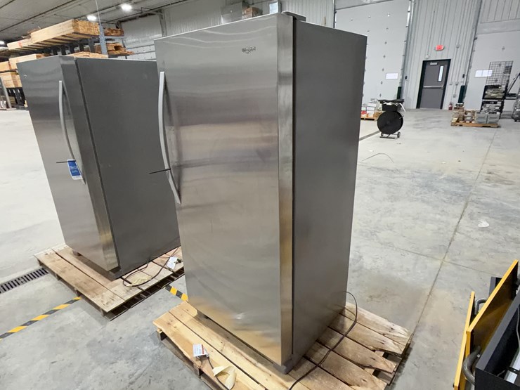 whirlpool-stand-up-refridgerator-image-2