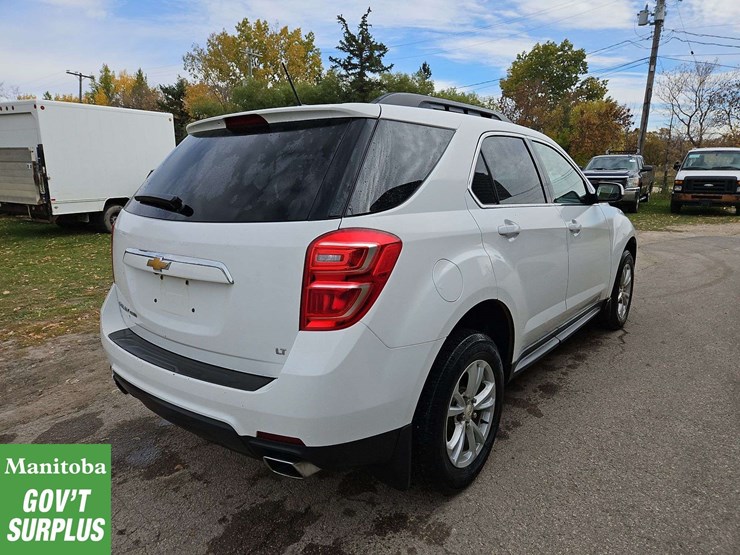 2017-chevrolet-equinox-image-3