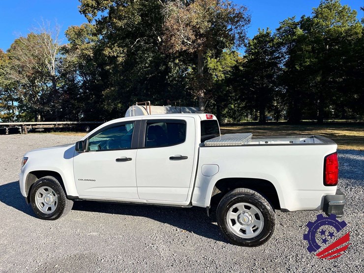 2021-chevrolet-colorado-image-2