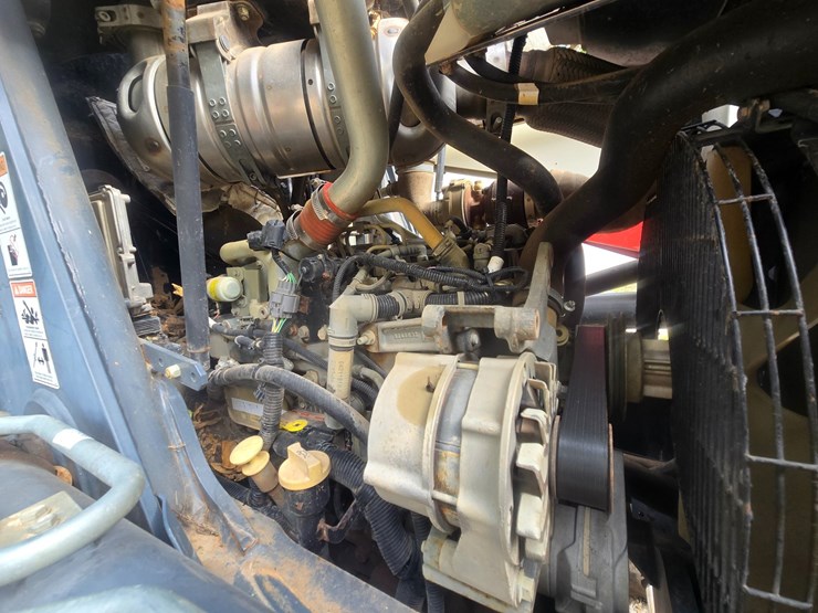 terex-tlb840r-image-26