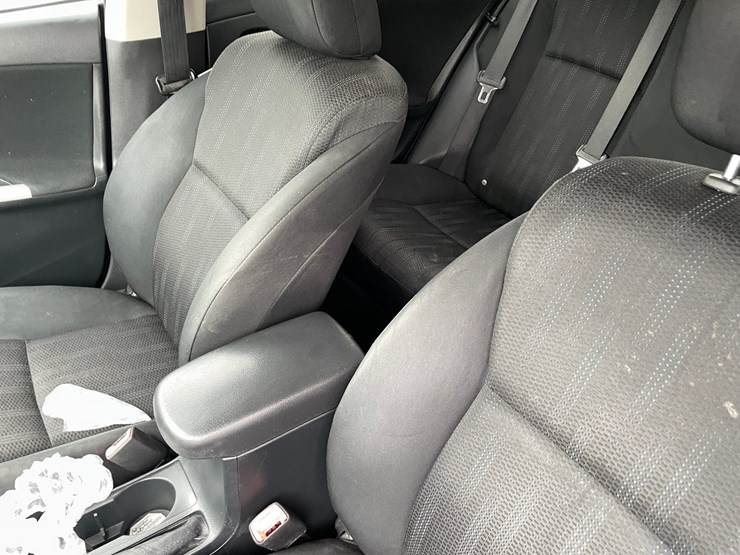 #2765-•-2011-toyota-corolla-(title-in-delay)-image-53