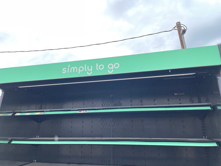 #4684-•-oasis-commercial-merchandiser-image-9