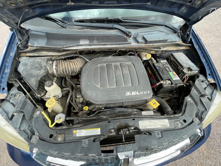 2011-dodge-grand-caravan-image-57