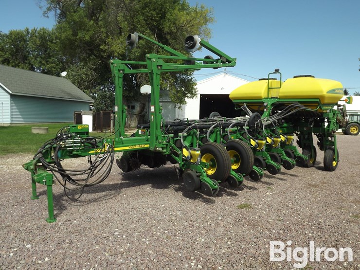 2012-john-deere-1770nt-image-1