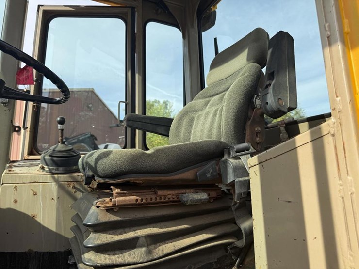 deere-544e-image-48
